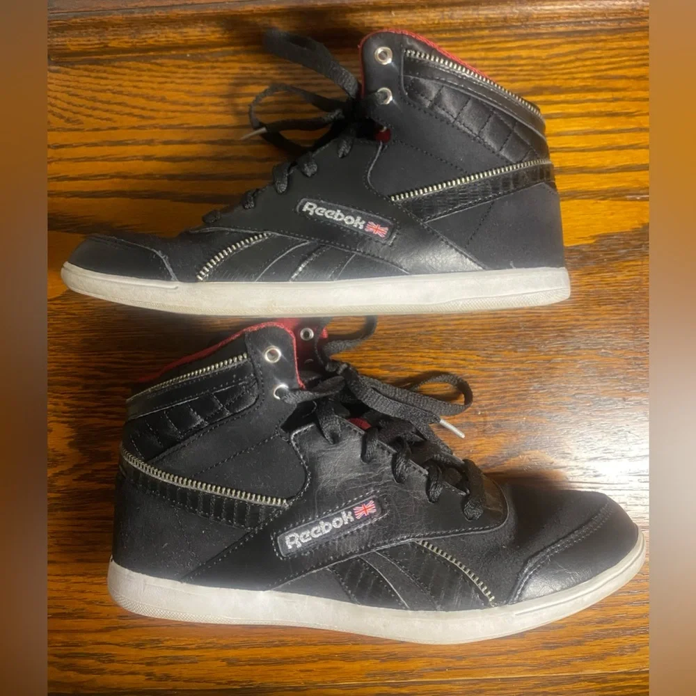 Reebok Women's BB 7000 Mid Lace-Up Sneaker Black White Red Flint Grey Metallic 8